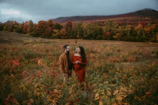When your photographer (who lives here and sees this every year) is freaking out about the foliage you know it’s THAT good. Scenes from yesterday. 😍🍁

#vermontfoliage #stowevermont #vermontphotographer #stowephotographer #stowelocal