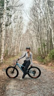 The older I get, the less interested I am in avoiding fear.

Most of the best things in my life have started with me being a little scared.

#vermontphotographer
#behindthecamera
#contentcreator
#choosecourage
#vermontlife