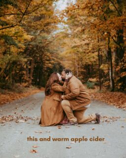 This and a Vermont fall weekend with your favorite person. 🍁

#VermontFall #VermontPhotographer #VermontCouples #FallEngagementPhotos #StoweVermont
