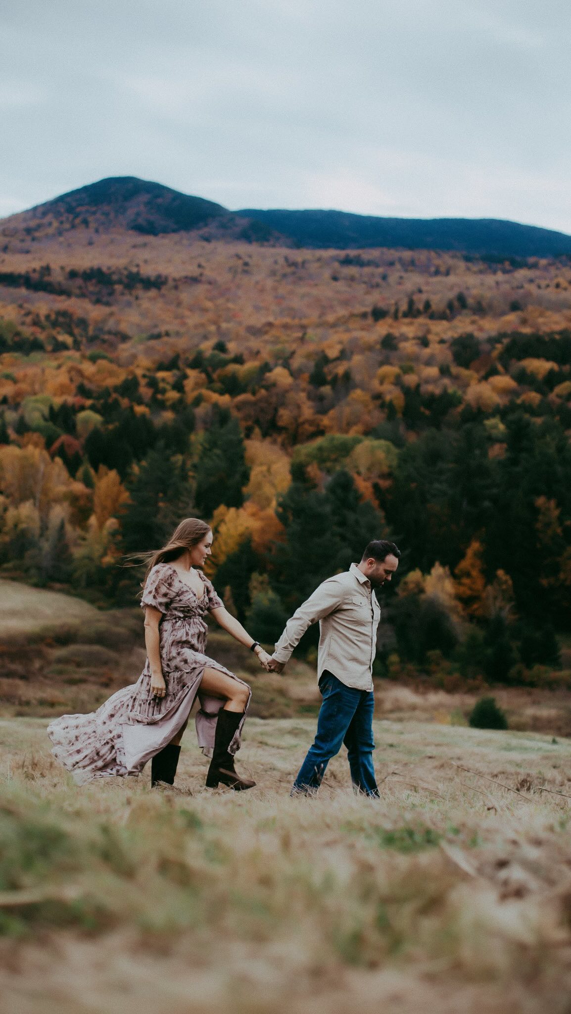 I’ll be over here sharing the cutest fall sessions for AWHILE. 😍🍁

#VermontPhotographer #StowePhotographer #StoweVT #stowelocal #vermontfamilyphotographer