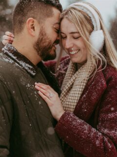 Snow falling softly. Cold hands, warm hearts.
One of those quiet, cinematic moments where everything slows down and feels exactly right.

An absolutely perfect winter day for a Stowe proposal. 😍

❄️🤍

#vermontproposal #winterproposal #snowyproposal #vermontphotographer #loveinthecold #justengaged #proposalinspo #romanticwinter #vermontlove #engagementseason #stowelocal